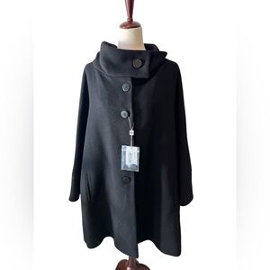 Stylish Black Button-Up Cape Coat Size 6